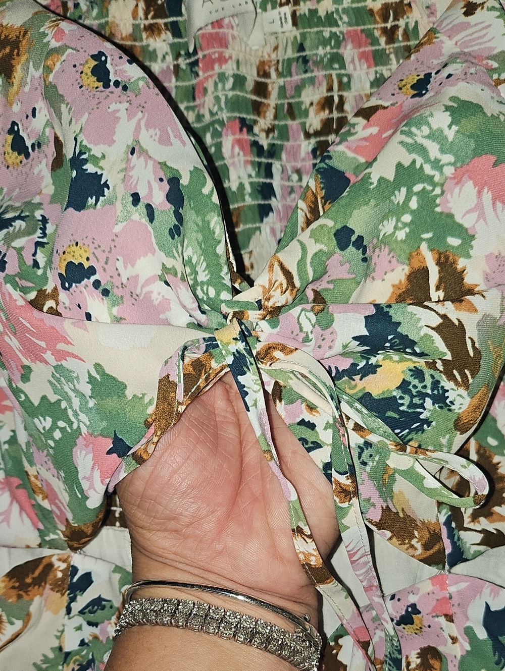 ASTR Floral Tie-Front Pink Midi Dress Large - Picture 7 of 16